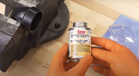 چسب لولهکشی یا Plumber’s Cement برای اتصال پرینتهای سه بعدی