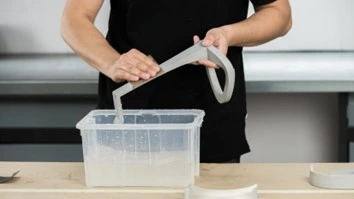 سنبادهکاری خیس PLA، یک روش تکمیلی برای رسیدن به سطحی هموارتر